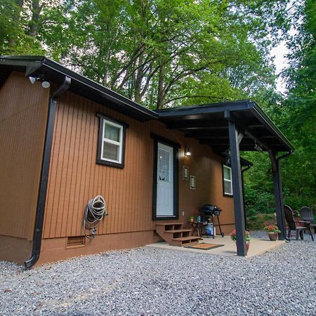 The Lil House Villa Robbinsville Exterior photo