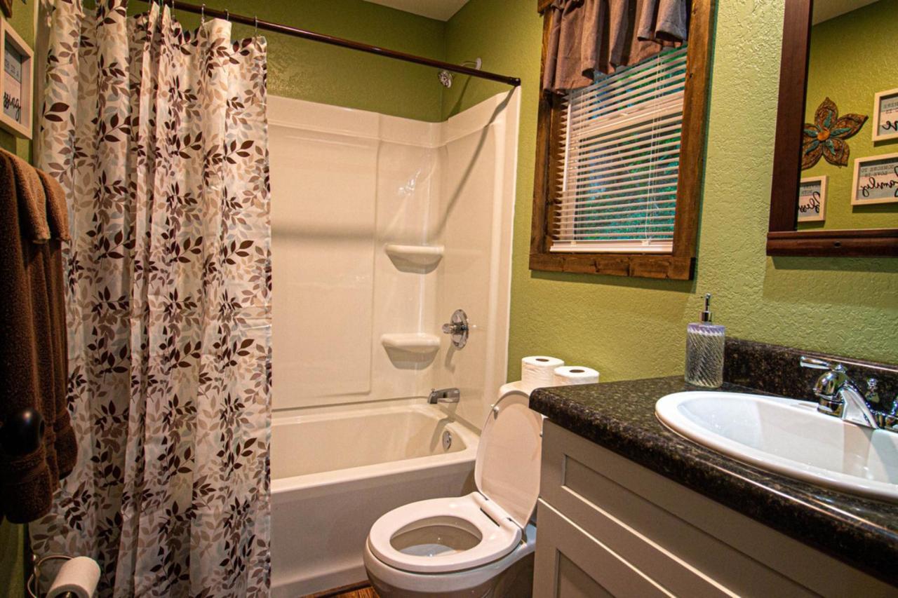 The Lil House Villa Robbinsville Exterior photo